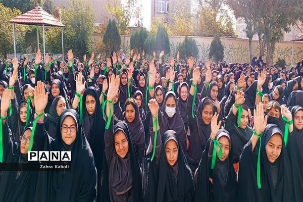 جشن میلاد حضرت زینب(س) درآموزشگاه ام‌ابیها(س)اسلامشهر