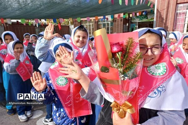 اجرای متفاوت جشن روز پرستار در مدارس آباده