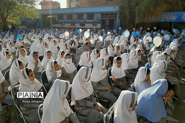 برگزاری افتتاح طرح سفیران سلامت دانش‌آموزی در شهرستان قرچک