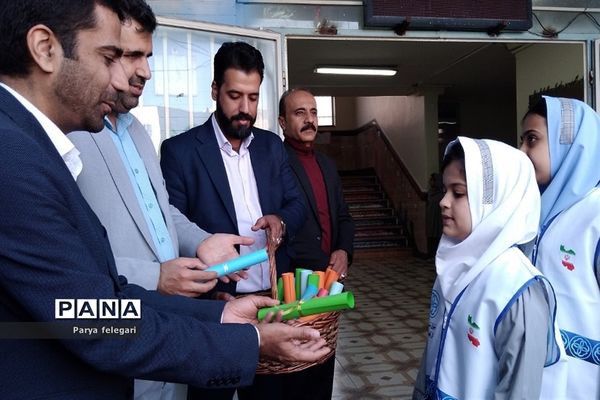 برگزاری افتتاح طرح سفیران سلامت دانش‌آموزی در شهرستان قرچک