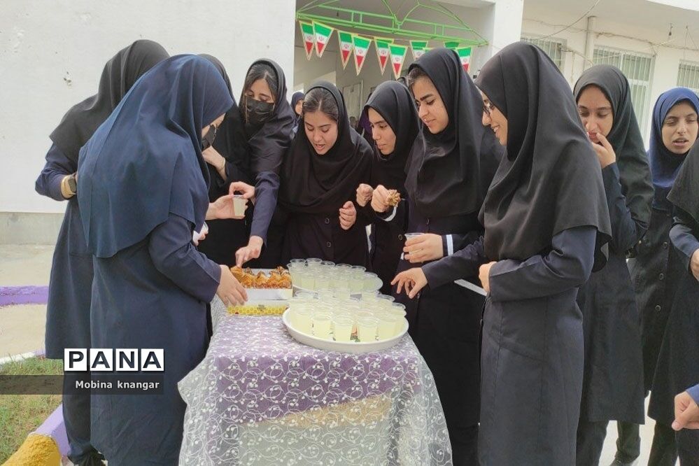 جشن میلادحضرت زینب کبری (س)در دبیرستان فاطمه زهرا (س) شهرستان بوشهر