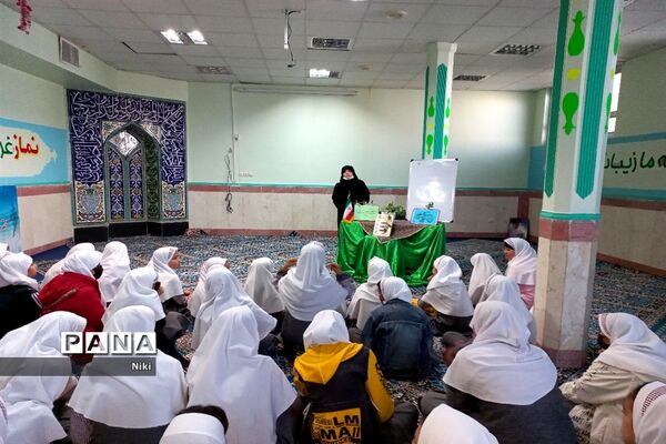 کارگاه آموزشی مهارت نه گفتن در برابر اعتیاد در آموزشگاه کوثر شهر جوادآباد