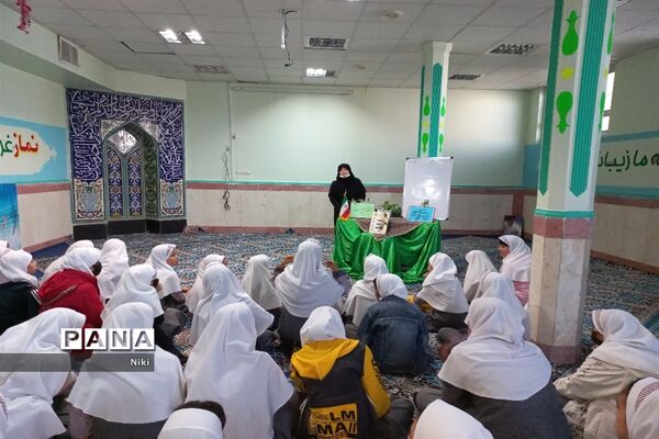 کارگاه آموزشی مهارت نه گفتن در برابر اعتیاد در آموزشگاه کوثر شهر جوادآباد