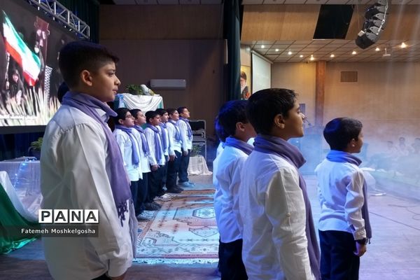 تجلیل از ستارگان قرآنی ناحیه 3 شیراز