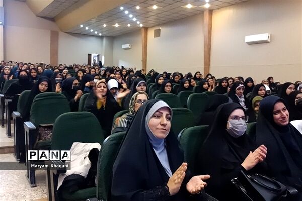 تجلیل از ستارگان قرآنی ناحیه 3 شیراز