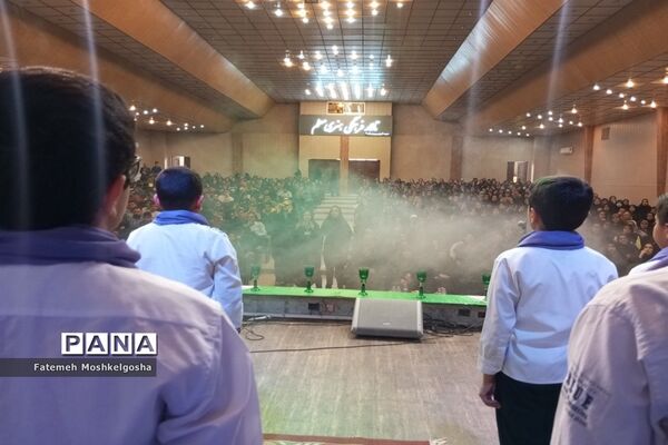 تجلیل از ستارگان قرآنی ناحیه 3 شیراز