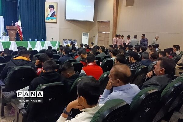 تجلیل از ستارگان قرآنی ناحیه 3 شیراز