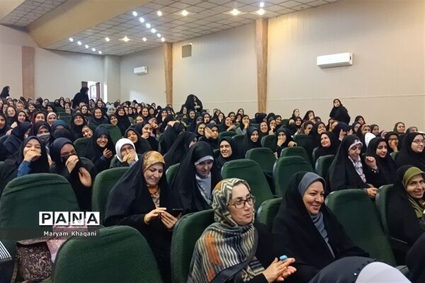 تجلیل از ستارگان قرآنی ناحیه 3 شیراز