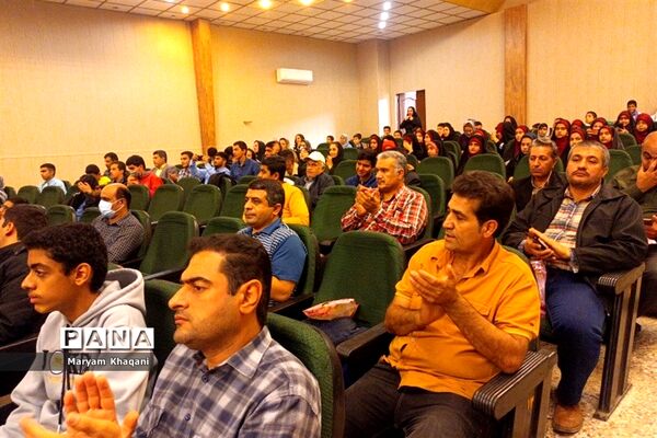 تجلیل از ستارگان قرآنی ناحیه 3 شیراز
