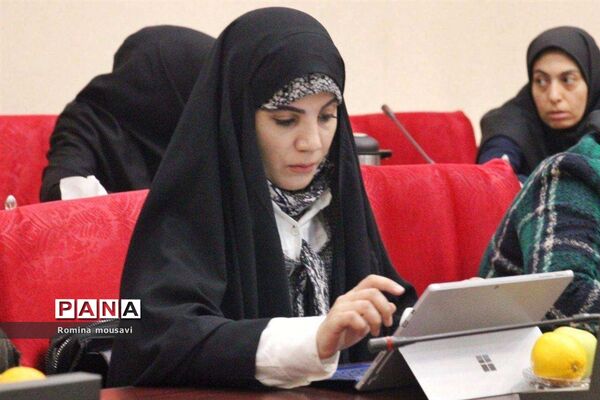 نشست خبری فرمانده سپاه عاشورا به‌مناسبت هفته بسیج