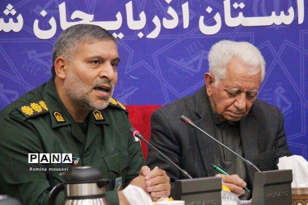 نشست خبری فرمانده سپاه عاشورا به‌مناسبت هفته بسیج