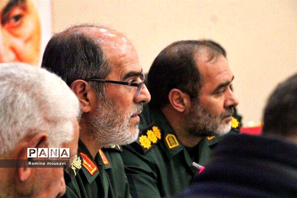 نشست خبری فرمانده سپاه عاشورا به‌مناسبت هفته بسیج