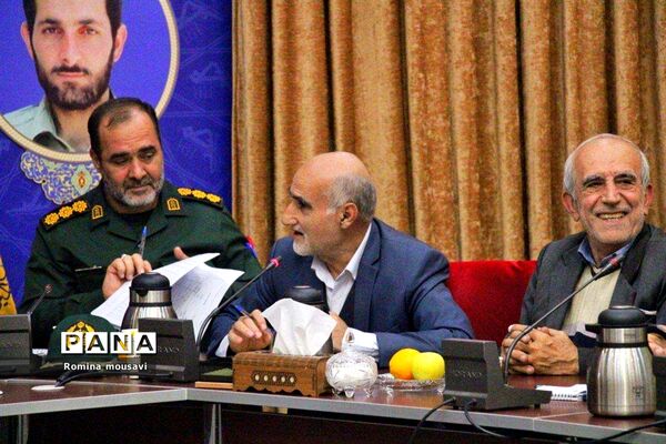 نشست خبری فرمانده سپاه عاشورا به‌مناسبت هفته بسیج