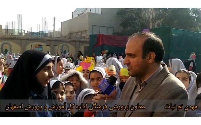 176 هزار کتاب  در پویش نذر کتاب و یار مهربان به کتابخانه های مدارس اهدا شد/فیلم