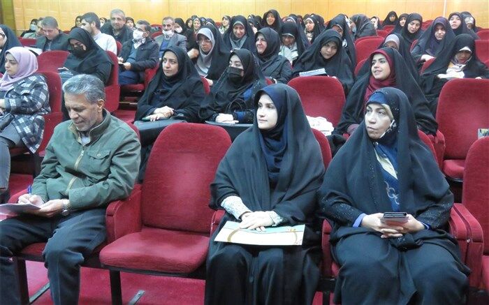 تربیت اخلاقی سه بعد شناختی، عاطفی و عملی دارد