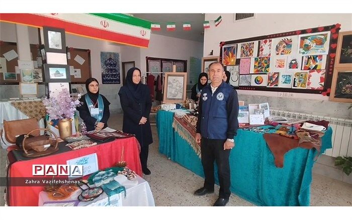 برگزاری نمایشگاه کارآفرینی به مناسبت هفته جهانی کارآفرینی در هنرستان کاردانش حضرت معصومه (س) شهرستان شیروان/ فیلم