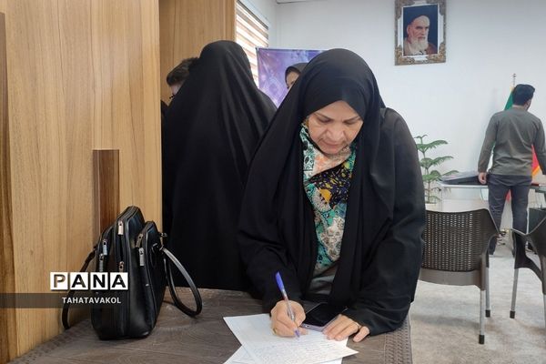 جلسه بررسی برنامه فراگیر پرورشی و سامانه نورینو در شهرستان پردیس