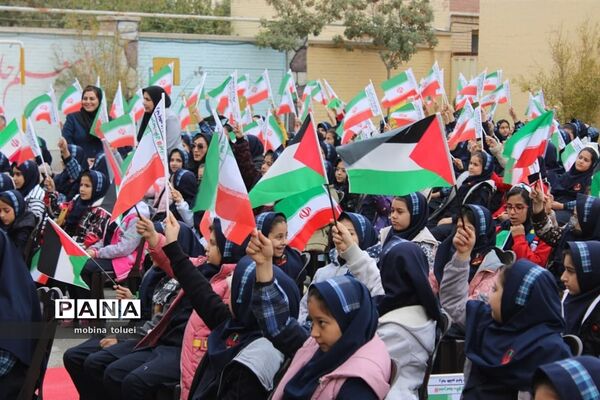 جشن میلاد حضرت زینب در آموزشگاه فرزانگان ناحیه یک بهارستان