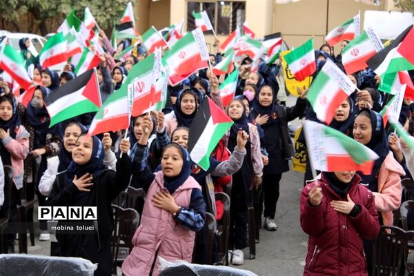 جشن میلاد حضرت زینب در آموزشگاه فرزانگان ناحیه یک بهارستان