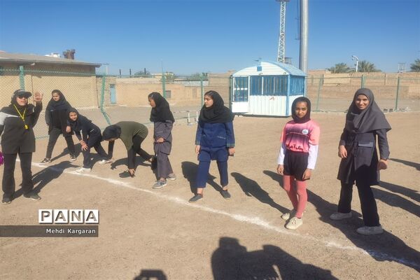 مسابقات دومیدانی انتخابی استان ویژه دانش‌آموزان دختر