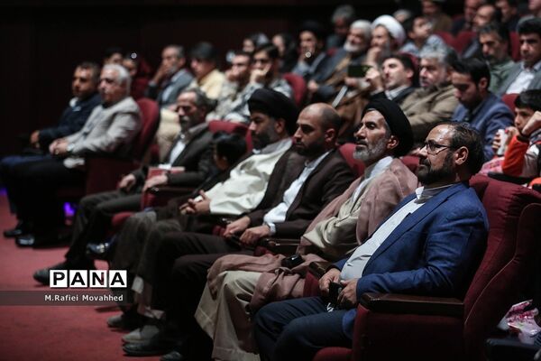 رونمایی از 42 عنوان کتاب کودک در قم
