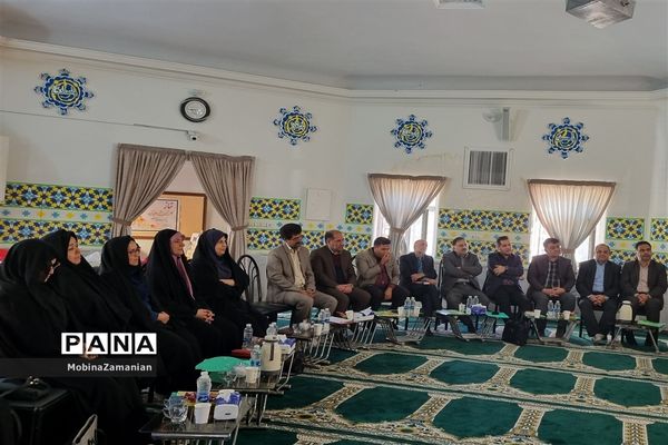 جلسه مدیران قطب دو آموزش و پرورش ناحیه شش مشهد