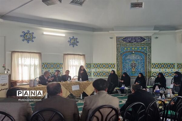 جلسه مدیران قطب دو آموزش و پرورش ناحیه شش مشهد