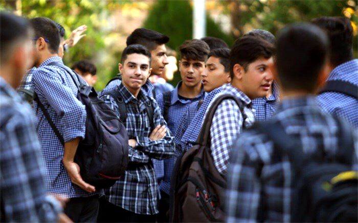 برخورد پلیس با خرده‌فروشان مواد مخدر در اطراف مدارس