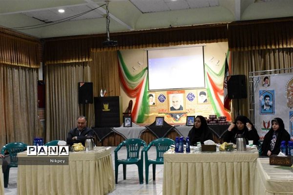 برگزاری جلسه مشترک در دبیرستان شاهد حجاب منطقه ۱۳