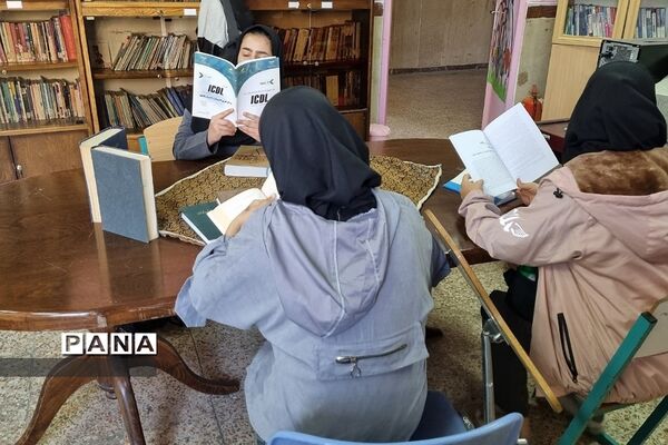 نمایشگاه کتاب مهدوی با هدف ترویج فرهنگ کتاب‌خوانی در ناحیه یک شهرری