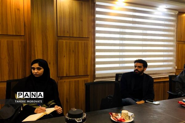 نشست هم‌اندیشی کارشناسان جدیدالانتصاب حوزه مشاوره آموزش و پرورش شهرستان‌های تهران
