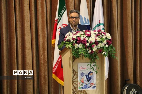 گرامیداشت ولادت حضرت زینب(س) و روز پرستار در نجف‌آباد
