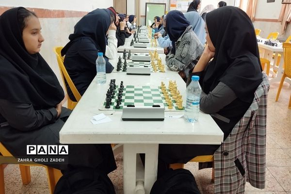 مسابقات منطقه‌ای رشته شطرنج ویژه دانش‌آموزان دختر در کهریزک