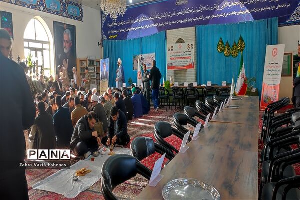 آیین عطرافشانی و غبارروبی آستان مقدس امامزاده نقی الهادی (ع)در شهرستان شیروان