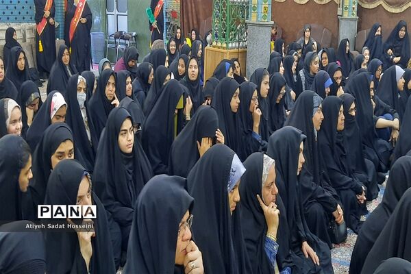 اجتماع بزرگ دانش‌آموزان مسافر سرزمین نور