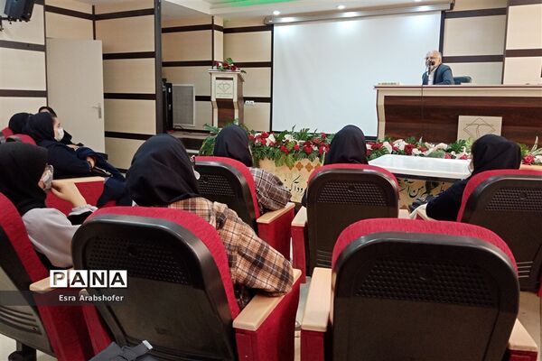 بازدید علمی دانش‌آموزان دبیرستان دخترانه علوی ناحیه 3  از بیمارستان امتیاز