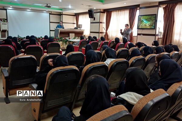 بازدید علمی دانش‌آموزان دبیرستان دخترانه علوی ناحیه 3  از بیمارستان امتیاز