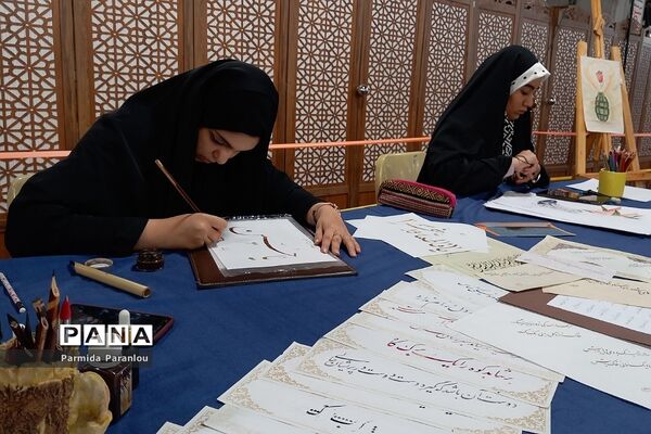 اعزام دانش‌آموزان دختر شهرستان ‌بهارستان به اردوی معنوی راهیان‌نور
