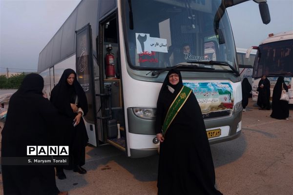 میزبانی شهدا در یادمان علقمه خرمشهر و قدمگاه شهدای غواص از نومعلمان فارس