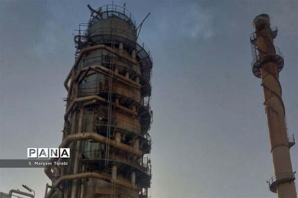 اردوی راهیان پیشرفت و بازدید نومعلمان استان فارس از شرکت پالایش نفت آبادان