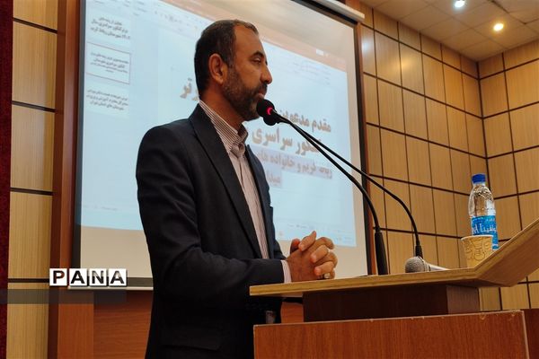 آیین تجلیل از برگزیدگان کنکور سال۱۴۰۲ در رباط‌کریم