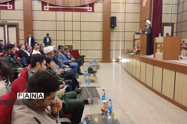 آیین تجلیل از برگزیدگان کنکور سال۱۴۰۲ در رباط‌کریم