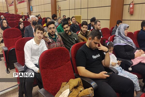 آیین تجلیل از برگزیدگان کنکور سال۱۴۰۲ در رباط‌کریم