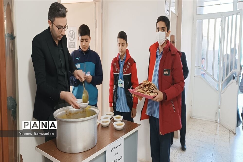 مراسم عزاداری به‌مناسبت شهادت حضرت فاطمه (س) در آموزشگاه نمونه دولتی مرتضوی
