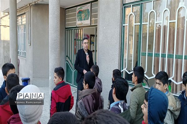 مراسم عزاداری به‌مناسبت شهادت حضرت فاطمه (س) در آموزشگاه نمونه دولتی مرتضوی