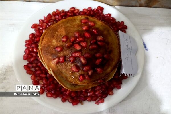 جشنواره صبحانه سالم در دبیرستان دکتر جواد حداد۲ ناحیه ۵