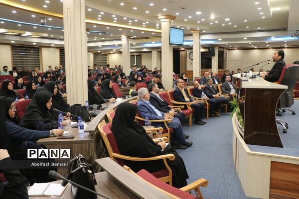 همایش سرگروه‌های علمی آموزشی مقطع ابتدایی استان قم-1