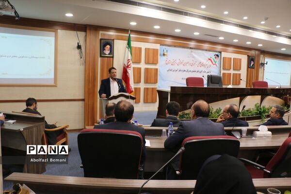 همایش سرگروه های علمی آموزشی مقطع ابتدایی استان قم-2