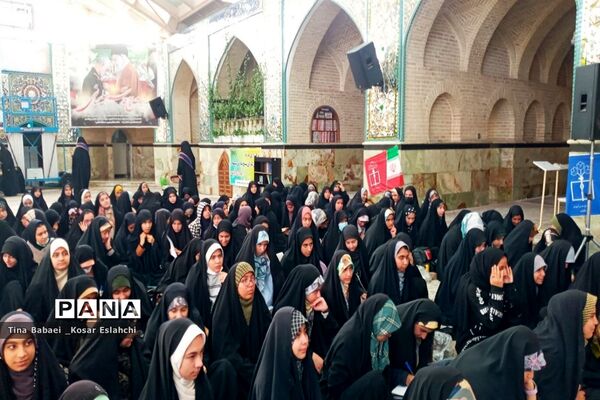 جلسه توانمندسازی پویندگان و پیشگامان مدارس ساوه