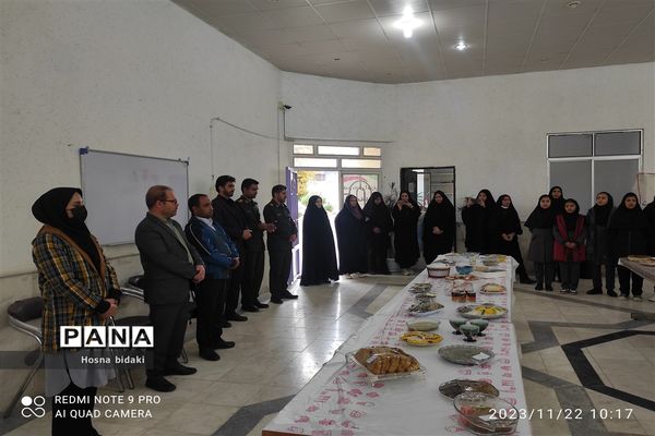 برگزاری جشنواره غذا در دبیرستان نمونه دولتی نجابت